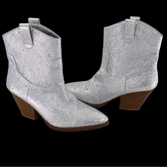 Forever 21 Silver Rhinestone Western Ankle Booties Womens Size 7 - Picture 3 of 9